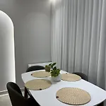 Adria Loft *