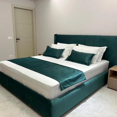 Adria Loft דירה גולם