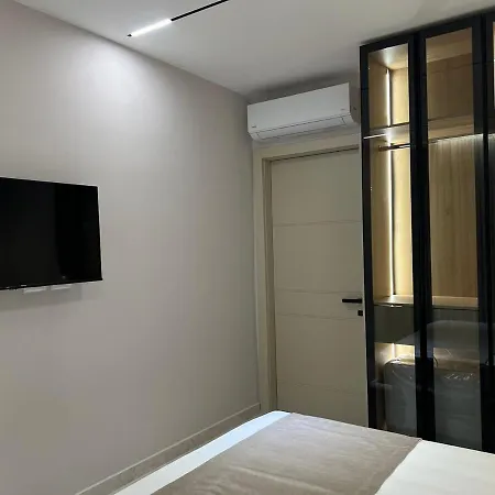 Adria Loft גולם