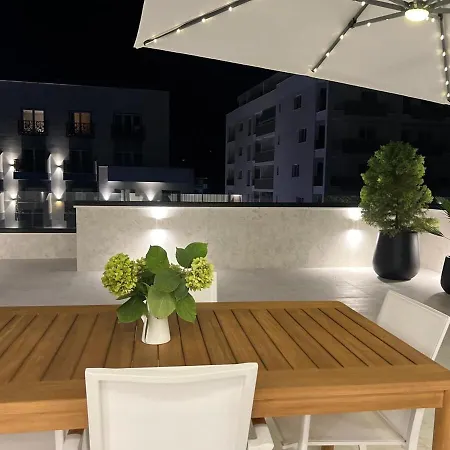 Adria Loft Golem (Tirana)