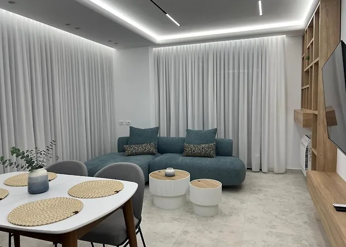 Adria Loft Golem (Tirana)